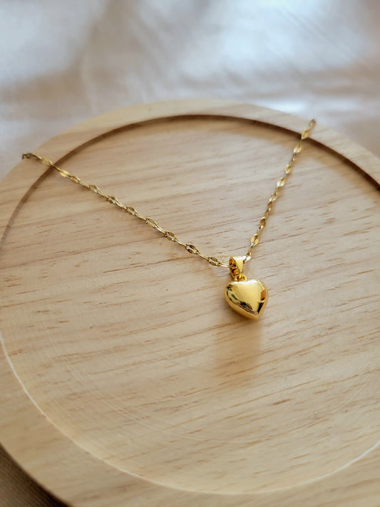 HEART NECKLACE